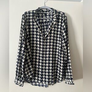 Ann Taylor Black and White Houndstooth Button Down Shirt